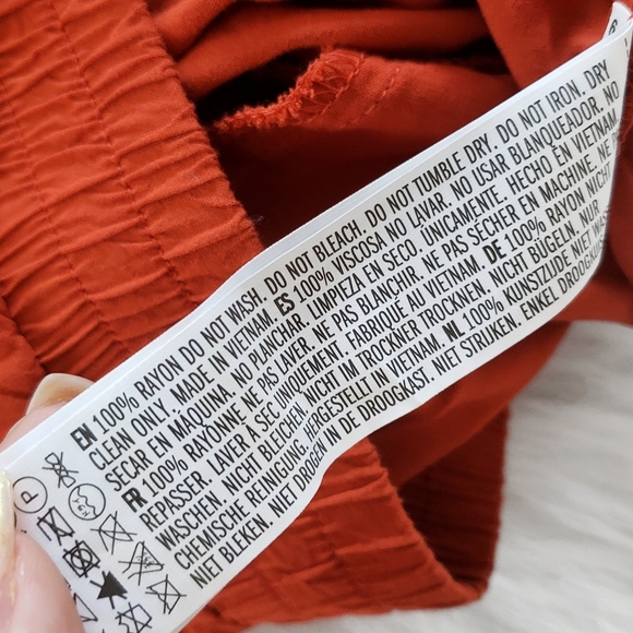 4/20$ - NWOT - FOREVER 21 - Women's Mini Short - S - Picture 5 of 5